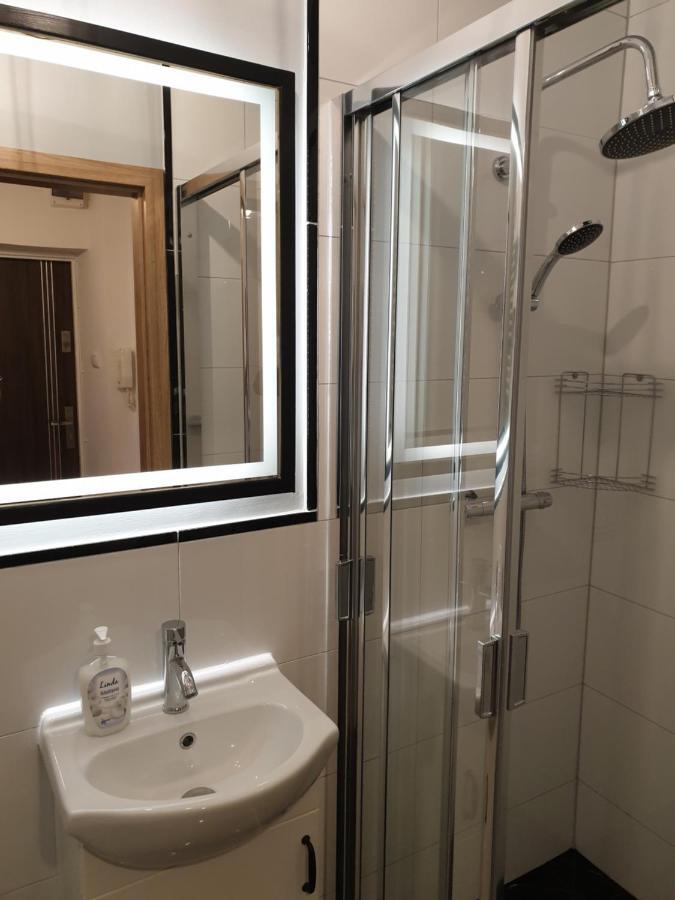 Kobi Apartment Kielce Luaran gambar